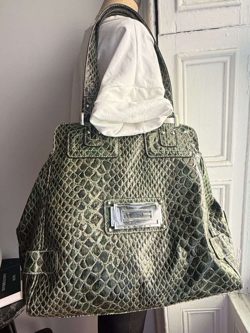Guess Faux Croc Shoulder Tote Green Oversized Y2K Carryall Structured Bag